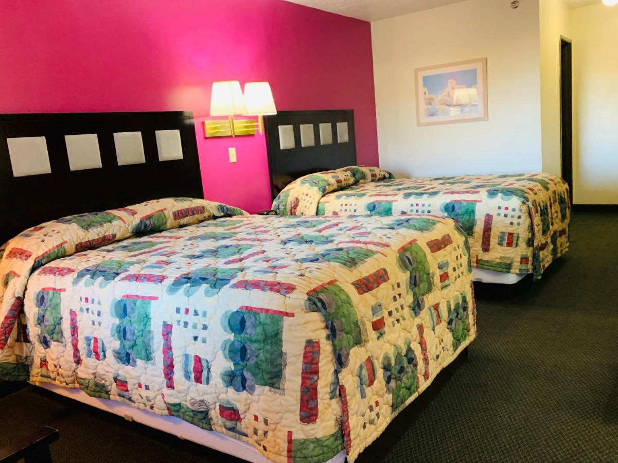 Luxury Inn Albuquerque Exterior photo